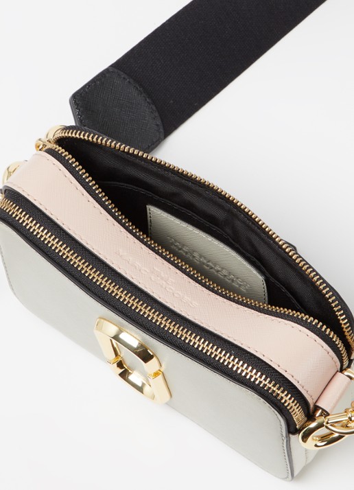 Marc Jacobs The Logo Strap Snapshot cameratas van leer - detail 2 ivoor