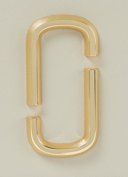 Marc Jacobs The Logo Strap Snapshot cameratas van leer - detail 4 ivoor