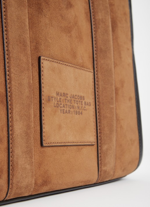 Marc Jacobs The Medium Tote handtas van suède met afneembare schouderriem - detail 4 cognac