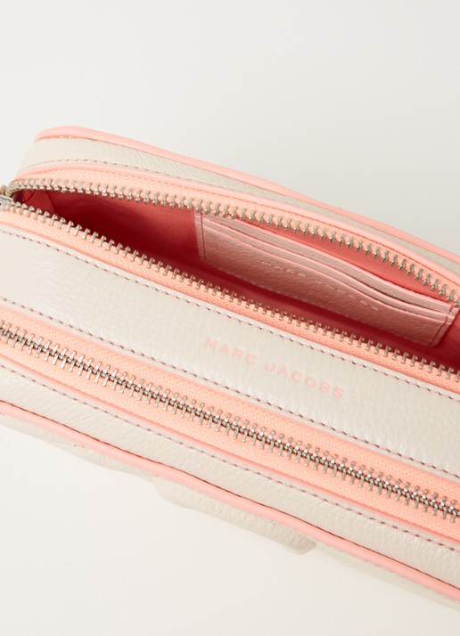 Marc Jacobs The Moto Shot crossbodytas van leer - detail 4 creme