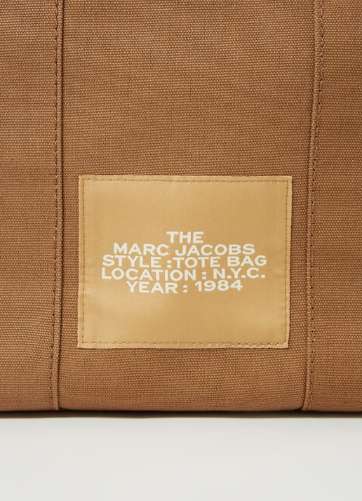 Marc Jacobs The Small Tote shopper van canvas met logoprint - detail 3 cognac