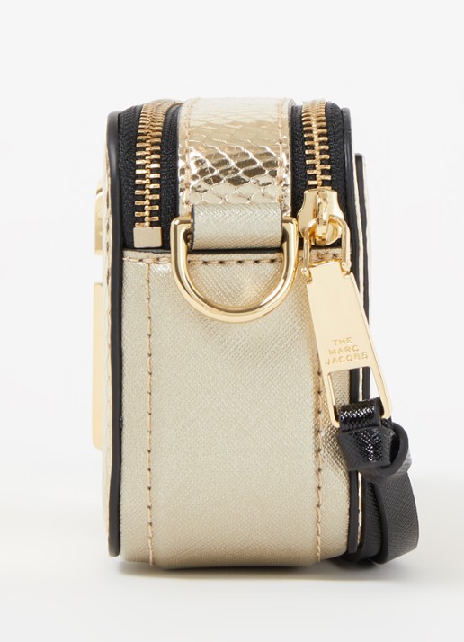 Marc Jacobs The Snapshot Metallic crossbodytas van leer - detail 2 goud