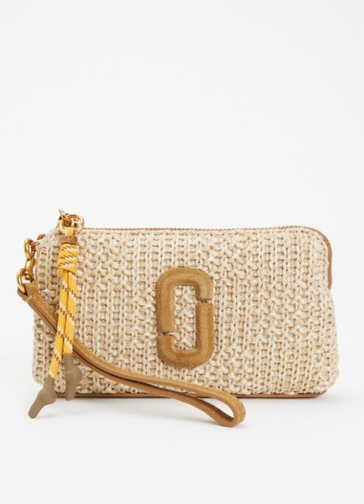 Marc Jacobs The Wristlet clutch van raffia met suède details