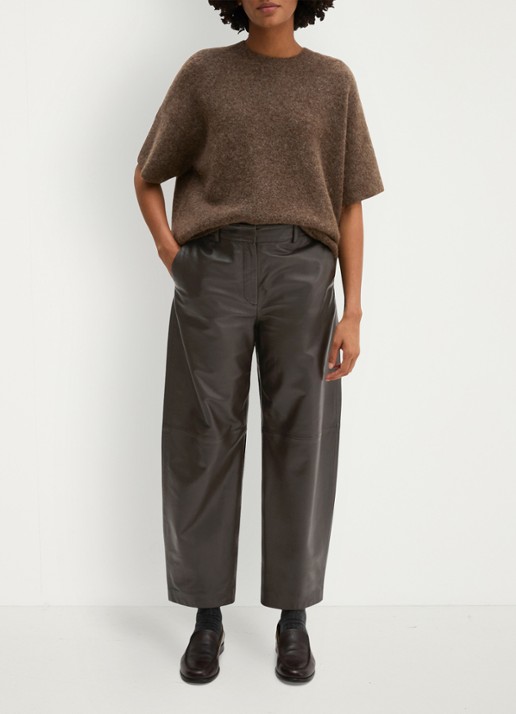 Marc O'Polo High waist balloon fit broek van leer - voorkant 4 donkerbruin
