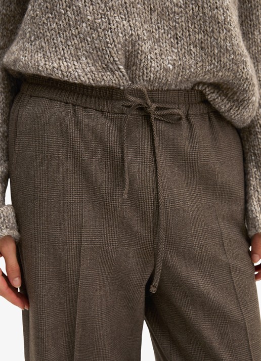 Marc O'Polo High waist straight fit pantalon met ruitdessin en steekzakken - detail 2 dark brown multi / bruin