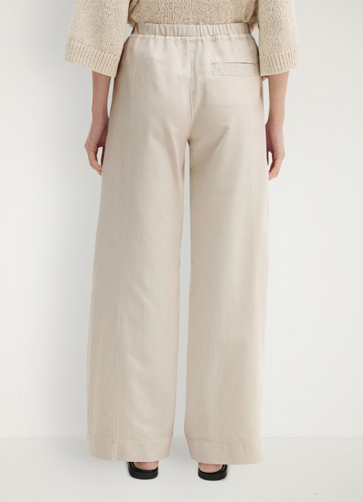 Marc O'Polo Loose fit joggingsbroek in lyocell blend - achterkant beige