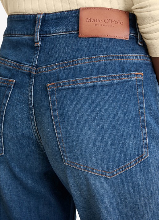 Marc O'Polo Mid waist flared jeans met medium wassing - detail 2 denim