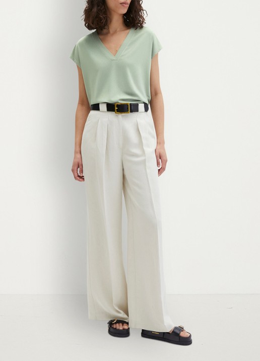Marc O'Polo T-shirt met V-hals - voorkant 2 lindegroen