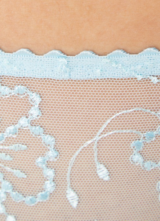 Marie Jo Jane string met borduring - detail 4 lichtblauw