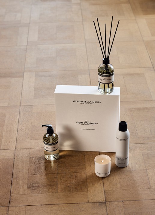 Marie-Stella-Maris Objets d'Amsterdam Signature Care - geuren- en verzorgingsset - voorkant 2 transparant
