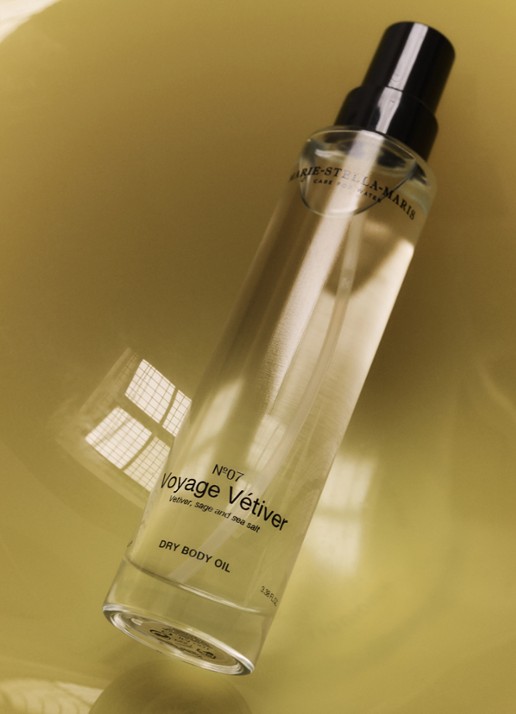 Marie-Stella-Maris The Sun Care Body Oil Voyage Vétiver - huidolie - voorkant 2 undefined