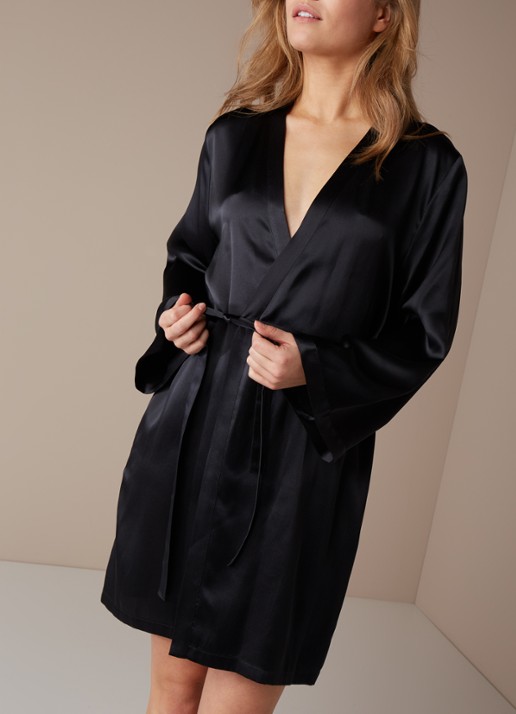 Marjolaine Kimono van zijde - detail 2 zwart
