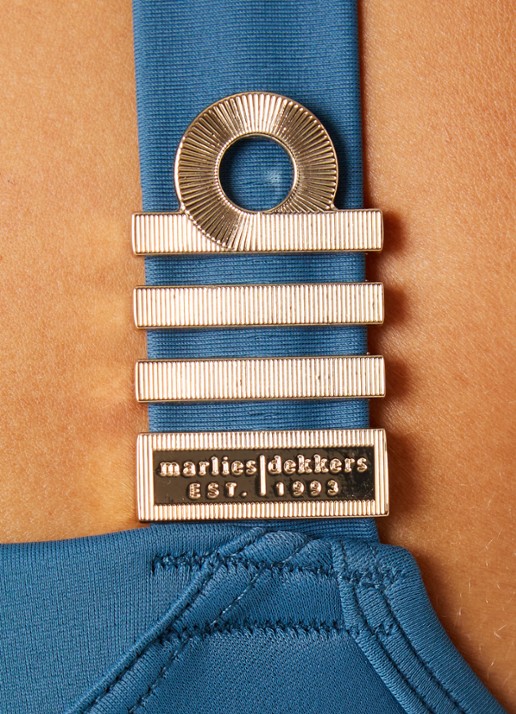 Marlies Dekkers Voorgevormde balconette bikinitop met beugelondersteuning - detail 2 petrol