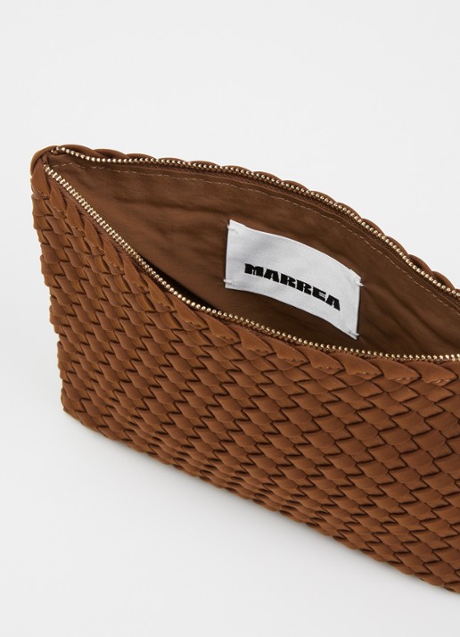 Marrea Clutch met gevlochten details  - detail bruin
