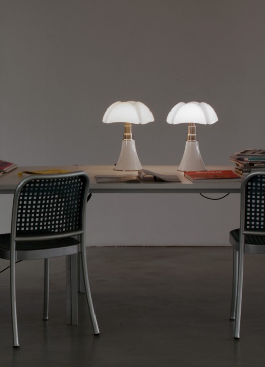 Martinelli Luce Pipistrello tafellamp LED dimbaar 66 x Ø55 cm - voorkant 2 donkerbruin