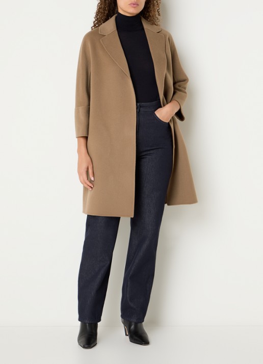 Max Mara Arona mantel van scheerwol met steekzakken en strikceintuur - voorkant 3 camel