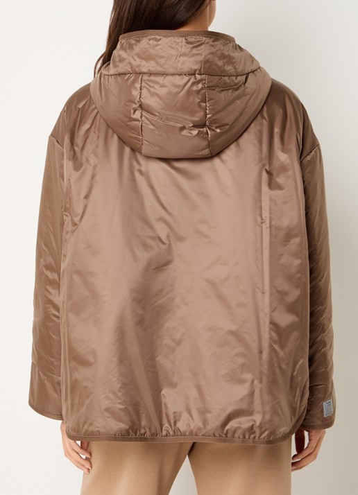 Max Mara Cleo oversized gewatteerd jack met capuchon en waterafstotende coating - achterkant lichtbruin