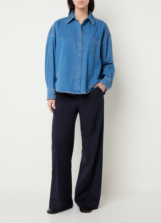 Max Mara Foggia blouse van denim met borstzak - voorkant 4 lichtblauw