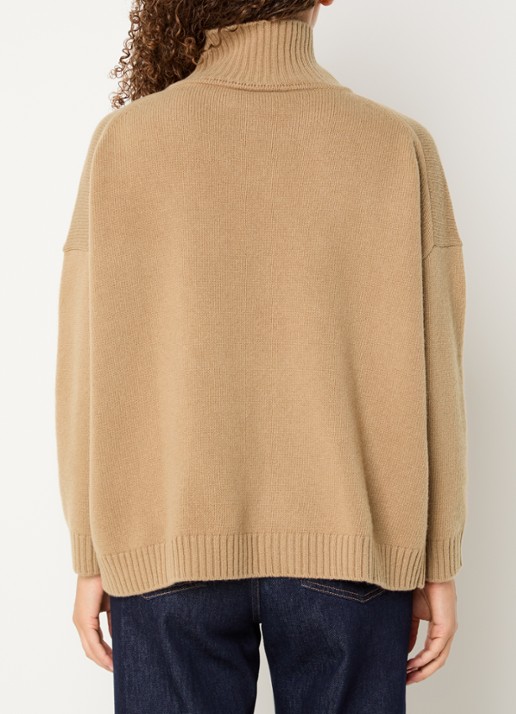 Max Mara Grofgebreide trui van wol met col - achterkant camel