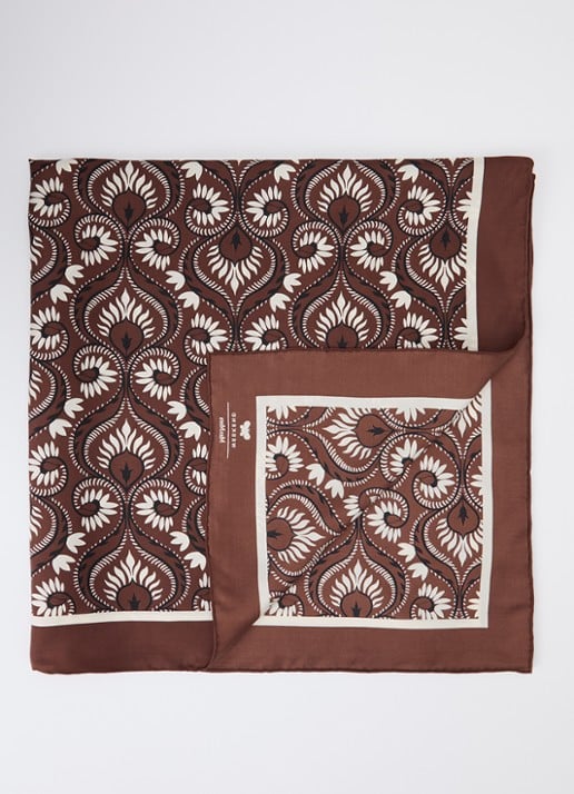 Max Mara Onesto sjaal van zijde met paisley dessin 90 x 90 cm - voorkant bruin