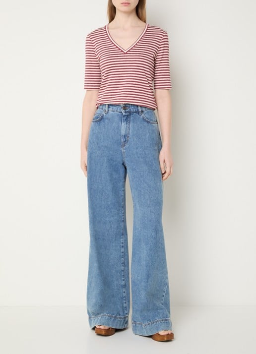 Max Mara Opzione T-shirt van linnen met V-hals - voorkant 4 kersenrood