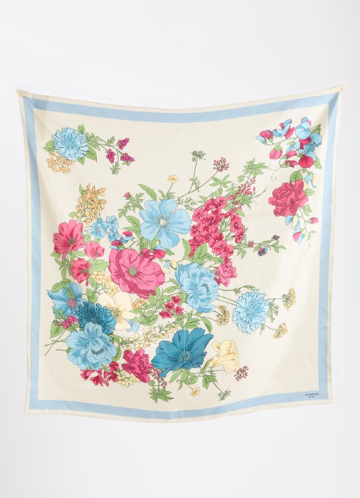 Max Mara Sjaal van zijde met bloemprint 90 x 90 cm - detail creme