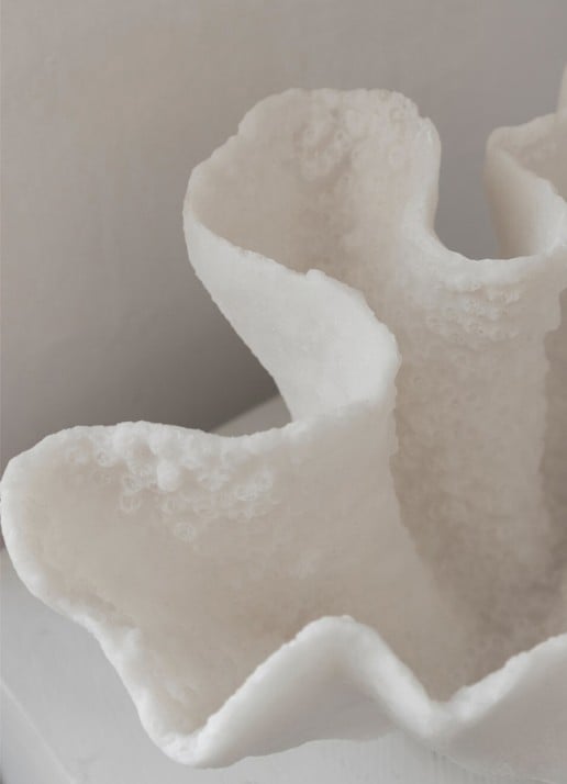 Mette Ditmer Coral decoratieschaal 30 cm - detail 2 gebroken wit