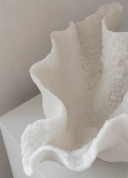 Mette Ditmer Coral decoratieschaal 30 cm - detail 3 gebroken wit