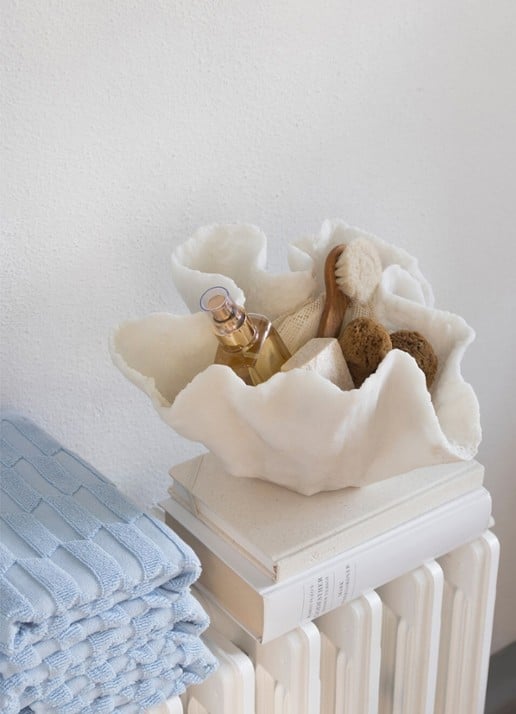 Mette Ditmer Coral decoratieschaal 30 cm - voorkant 5 gebroken wit