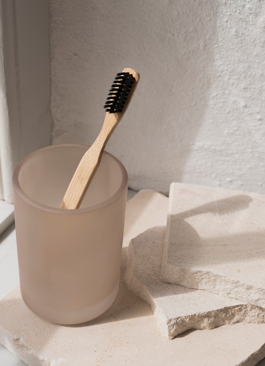 Mette Ditmer Modest tandenborstelhouder - voorkant 4 creme
