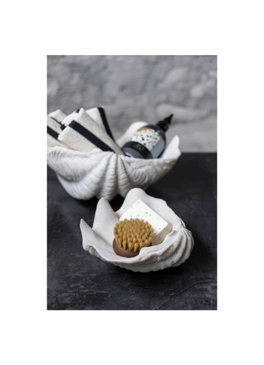 Mette Ditmer Shell ornament 13 cm - detail 2 wit