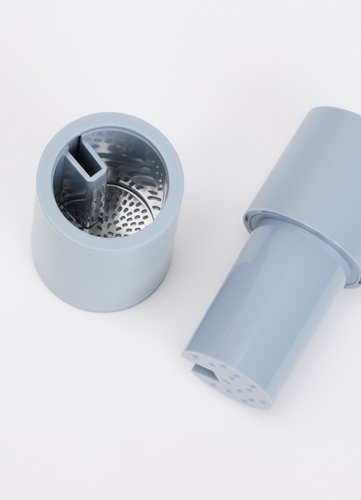 Microplane Spice Mill kruidenmolen 11,5 cm - voorkant 2 lichtblauw