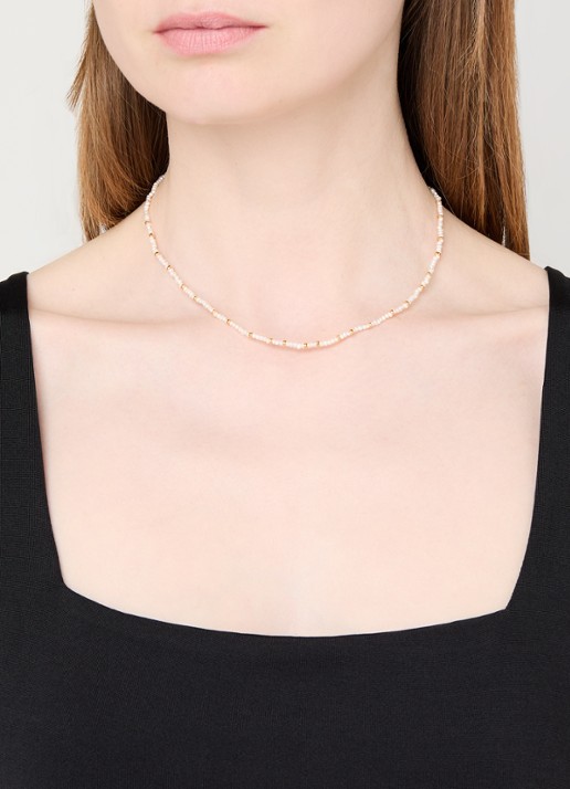 Missoma Micro Pearl ketting verguld - voorkant 2 wit