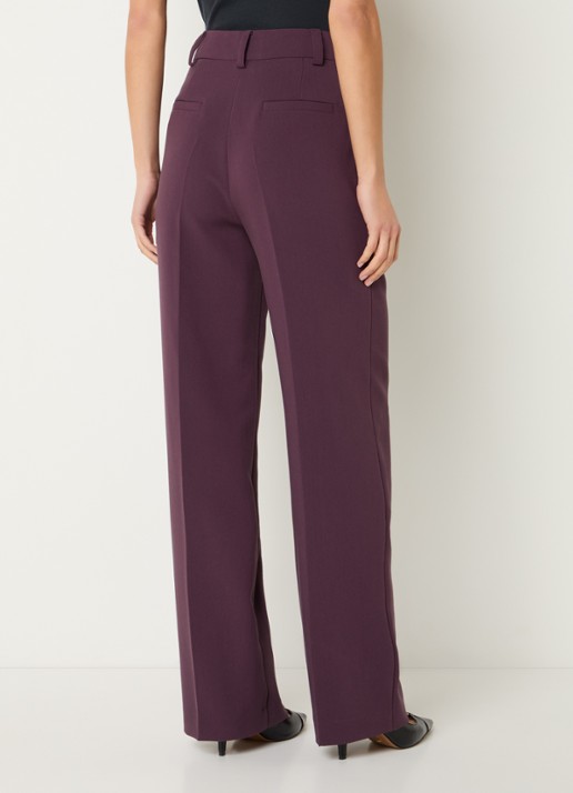 Modström Gale high waist straight fit pantalon met steekzakken en persplooi - achterkant 3 aubergine