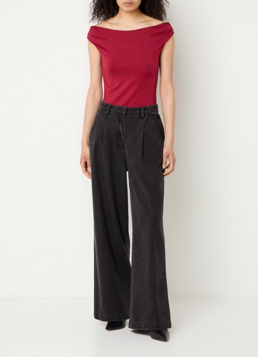 Modström Hima off shoulder top - voorkant 4 donkerrood