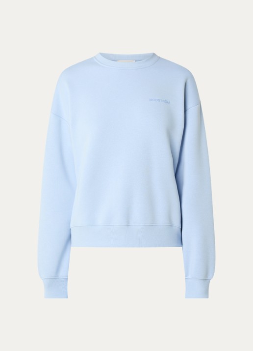 Modström Tia sweater met logoprint - voorkant lichtblauw