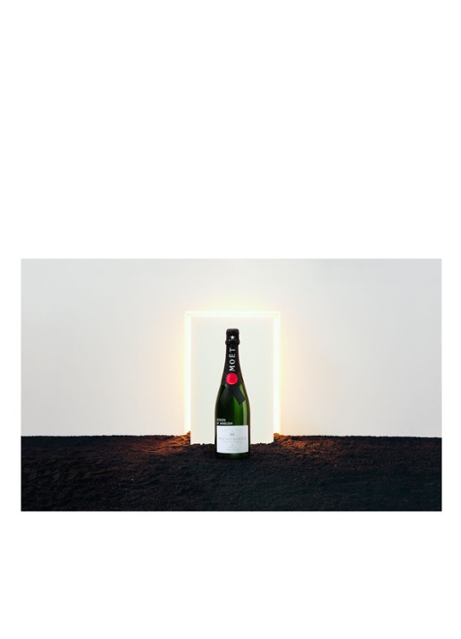 Moët & Chandon Champagne Brut Impérial Limited Edition 750 ml - detail 2 undefined