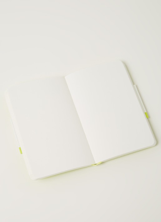 Moleskine Classic Pocket blanco notitieboek 14 x 9 cm - detail neongroen