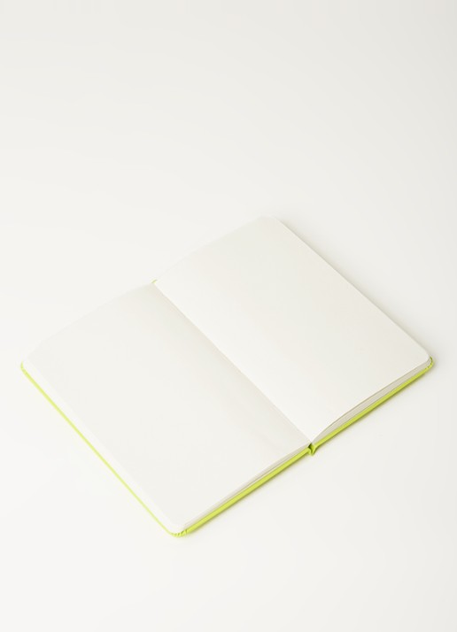 Moleskine Classic Pocket blanco notitieboek 9 x 14 cm  - detail 4 neongroen