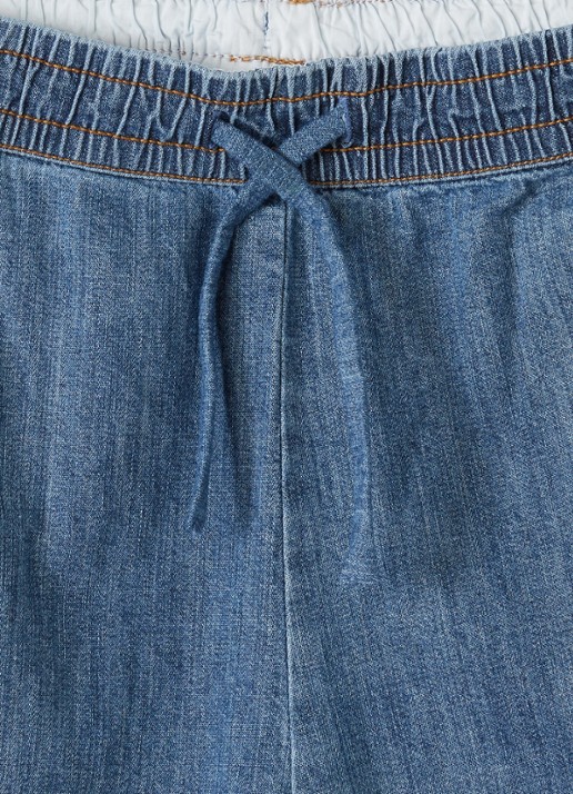 Molo Aliki tapered fit cargobroek van chambray met klepzakken - detail indigo