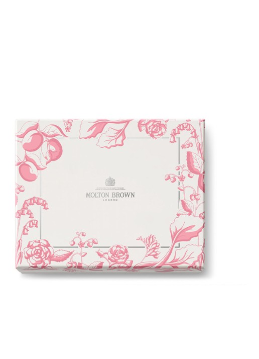 Molton Brown Deicious Rhubarb & Rose 2022 Bathing Trio Set - Limited Edition geschenkset - voorkant 4 undefined