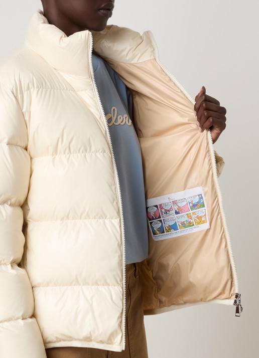 Moncler Abbadia puffer jack met donsvulling en ritszakken - detail 4 beige