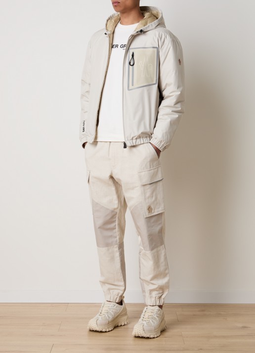 Moncler Bergun reversible gewatteerd jack borst- en steekzakken - voorkant 3 beige