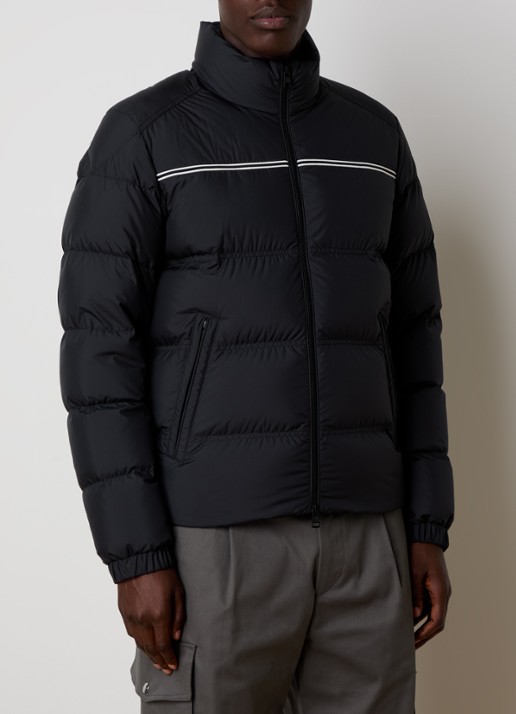 Moncler Bouvaque puffer jack met donsvulling en ritszakken