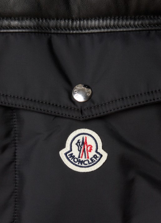 Moncler Braye puffer jack met details van leer en afneembare capuchon  - detail 4 zwart