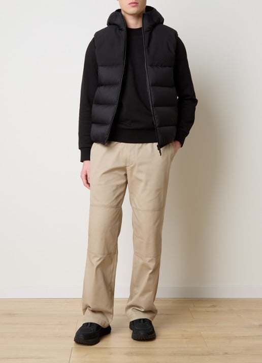 Moncler Bresse gewatteerde bodywarmer met donsvulling en capuchon - voorkant 6 zwart