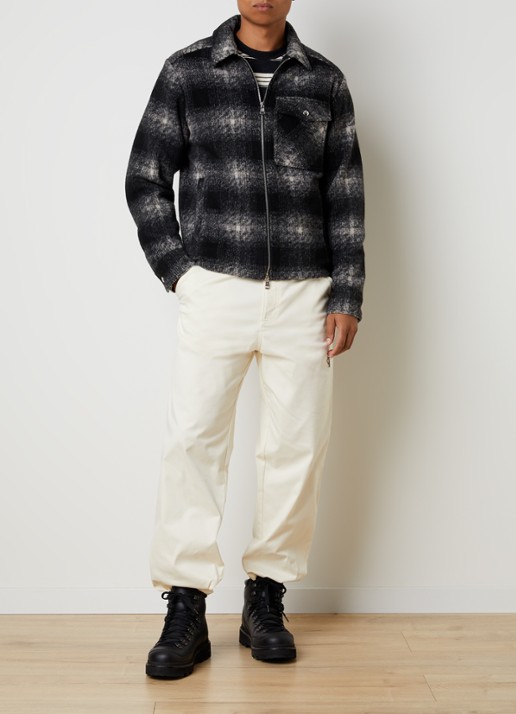 Moncler Checked overshirt in wolblend met borstzak - voorkant 3 zwart