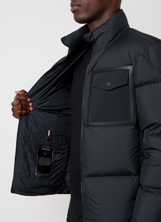 Moncler Chinon puffer jack met borstzak en donsvulling - detail 5 zwart