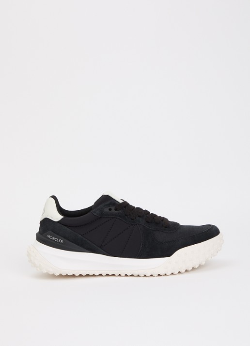 Moncler City Trek sneaker van mesh met details van suède