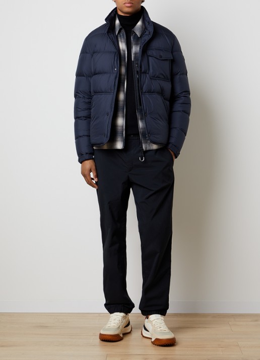 Moncler Edit puffer jack met donsvulling en steekzakken - voorkant 3 donkerblauw